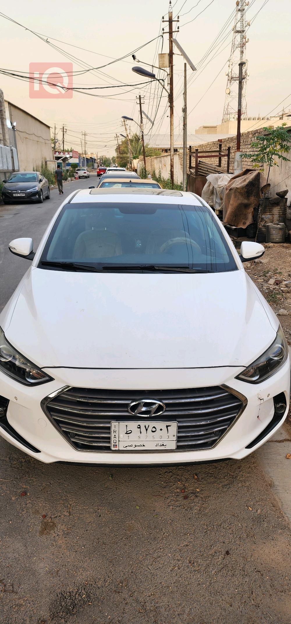 Hyundai Elantra